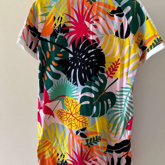 Colourful Adidas Woman’s Dress Size US M - Picture 2 of 4